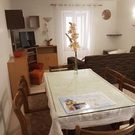 זאדאר Apartment Varos מראה חיצוני תמונה